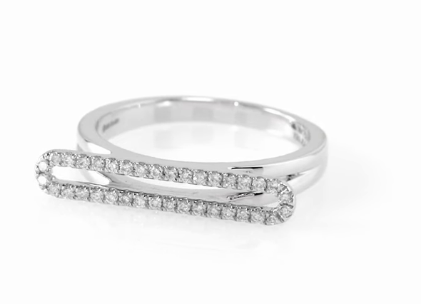 Sleek and contemporary diamond ring