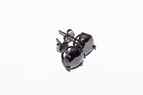Solitaire Round Shaped Black Studs .925